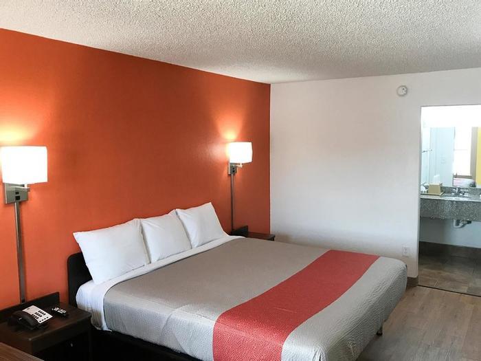 Motel 6 Bryan, TX - University Area - Bild 1