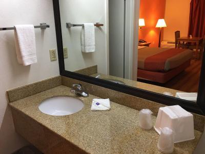 Hotel Americas Best Inns-Clarksville - Bild 2