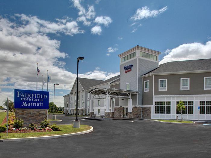 Fairfield Inn & Suites by Marriott Cape Cod Hyannis - Bild 1
