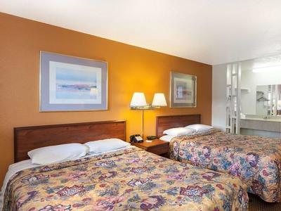 Hotel Country Inn & Suites by Radisson, Flagstaff Downtown, AZ - Bild 2