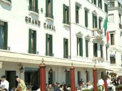 Hotel Monaco & Grand Canal - Bild 4