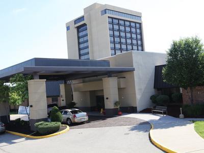 Delta Hotels Cincinnati Sharonville - Bild 2