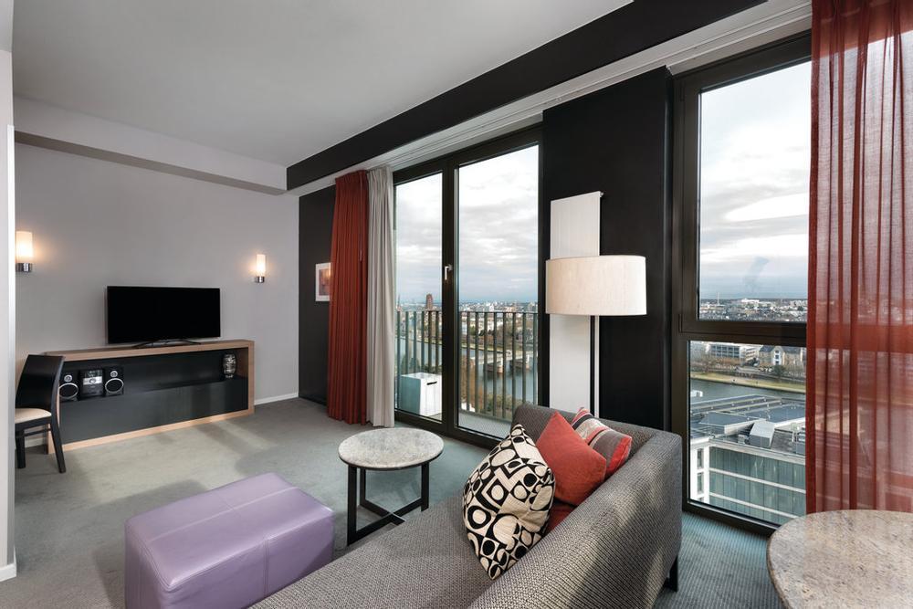 Adina Apartment Hotel Frankfurt Neue Oper - Bild 1