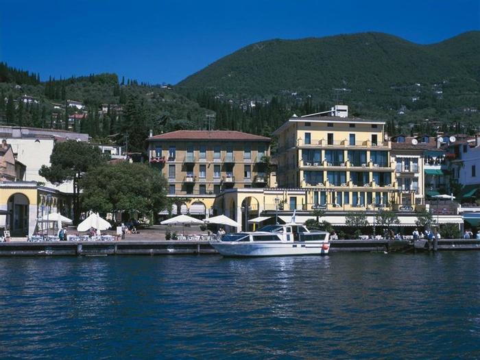Rivalta Life Style Hotel - Bild 1