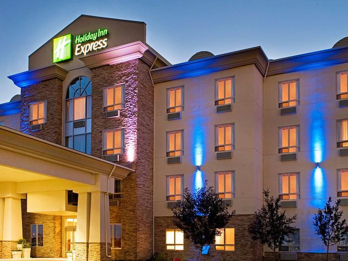 Hotel Holiday Inn Express Grande Prairie - Bild 1