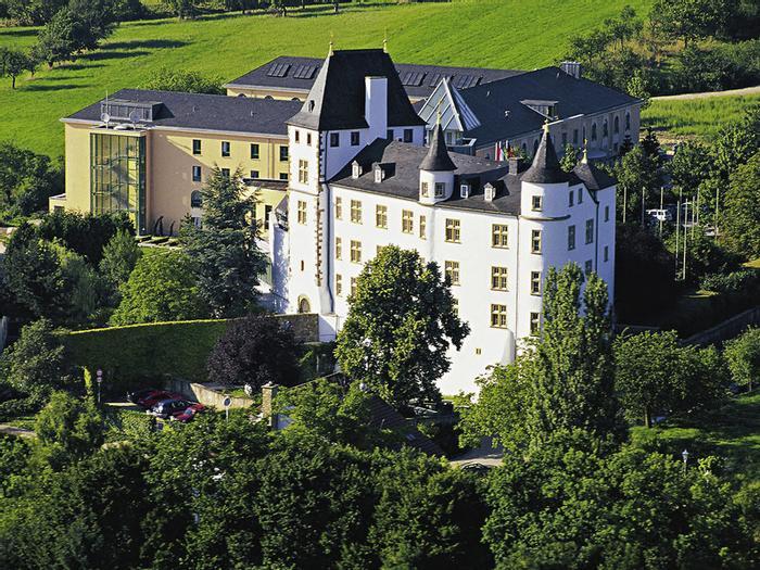 Victor's Residenz-Hotel Schloß Berg - Bild 1