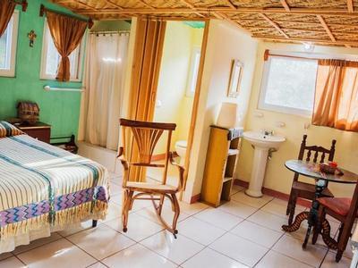 Hotel Eco Suites Uxlabil Guatemala City - Bild 2