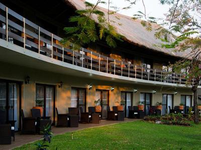 Hotel A'Zambezi River Lodge - Bild 4