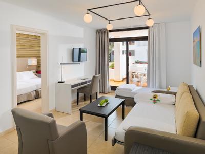 Hotel H10 Suites Lanzarote Gardens - Bild 2