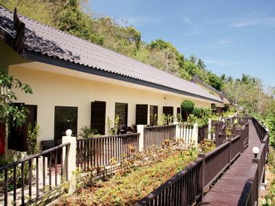 all seasons Naiharn Phuket Hotel - Bild 2