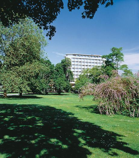 Althoff Hotel Am Schlossgarten - Bild 1