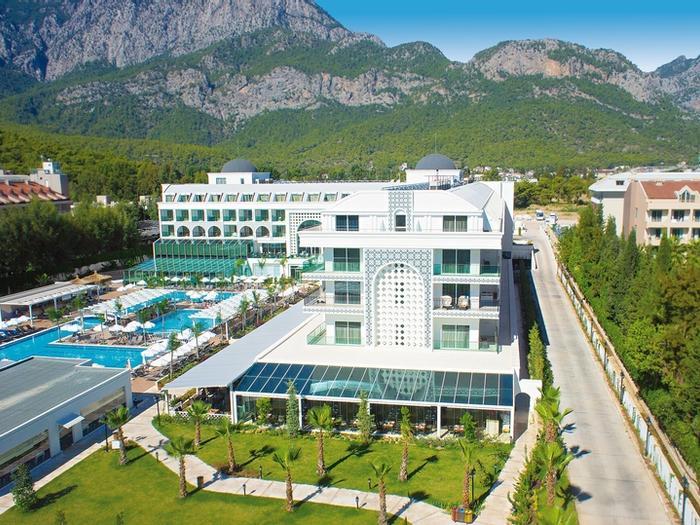 Hotel Karmir Resort & Spa - Bild 1