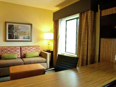 Hotel Hampton Inn & Suites Salinas - Bild 5