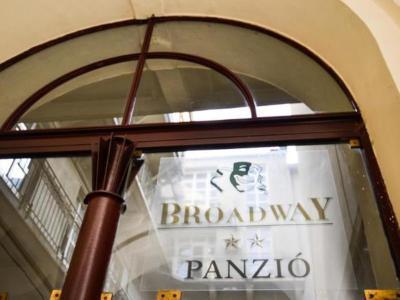 Hotel Broadway City Panzió - Bild 3