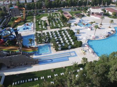 Hotel Risus Aqua Beach Resort
