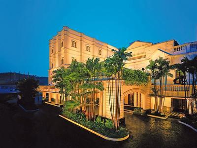 Hotel The Oberoi Grand, Kolkata - Bild 3