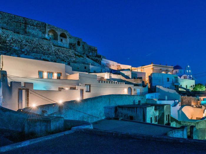 Hotel Luna Santorini Suites - Bild 1