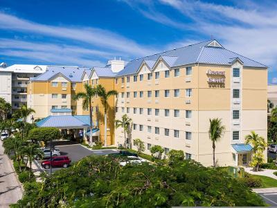 Hotel Hampton by Hilton Grand Cayman Seven Mile Beach - Bild 2
