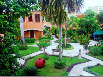 Hacienda San Miguel Hotel & Suites - Bild 2