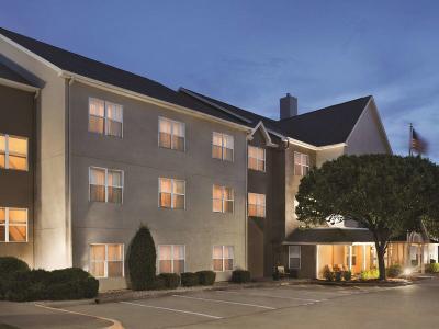 Hotel Country Inn & Suites by Radisson, Lewisville, TX - Bild 4