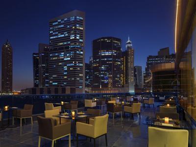 Radisson Blu Hotel Dubai Waterfront - Bild 5