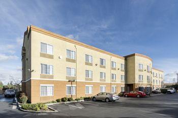 Hotel Comfort Inn & Suites Sacramento - University Area - Bild 5