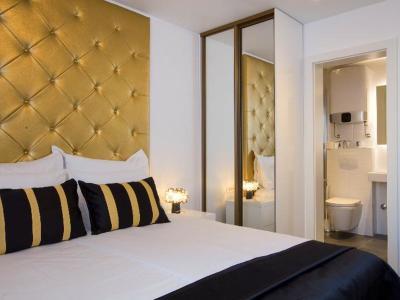 Hotel B Gold Luxury Rooms - Bild 3