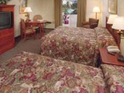 Hotel Days Inn & Suites by Wyndham St. Louis/Westport Plaza - Bild 3