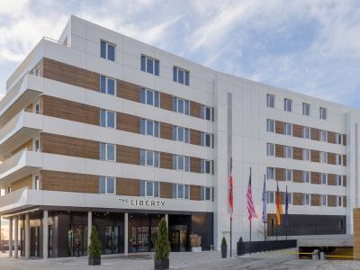 Hotel THE LIBERTY Bremerhafen - Bild 3