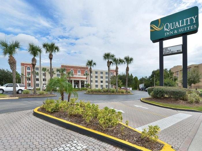 Hotel Quality Inn & Suites Near the Theme Parks - Bild 1
