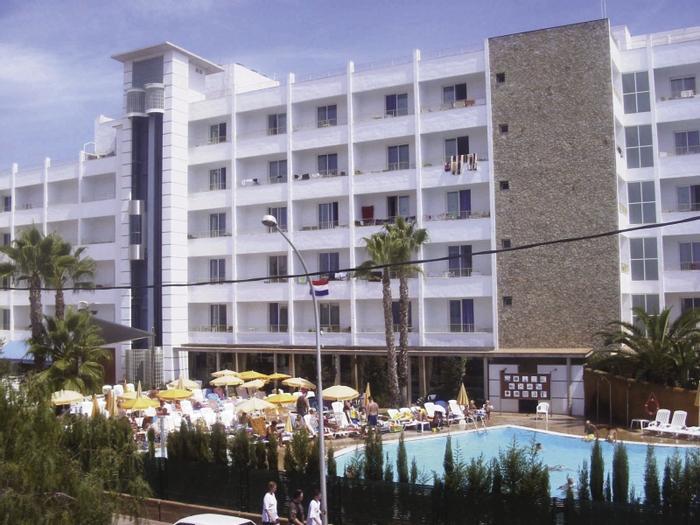 30 Degrees - Hotel Pineda Splash - Bild 1
