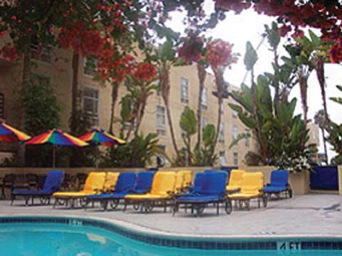 Ramada Plaza by Wyndham West Hollywood Hotel & Suites - Bild 1