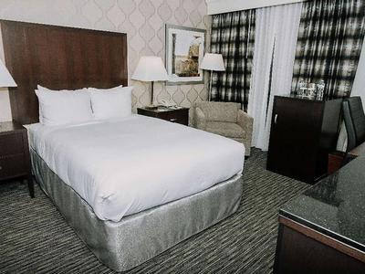 Hotel Doubletree Detroit Dearborn - Bild 4