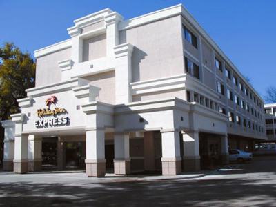 Hotel Holiday Inn Express Sacramento Convention Center - Bild 3