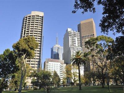 Mercure Melbourne Treasury Gardens