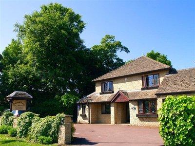 Cotswold House - Guest house