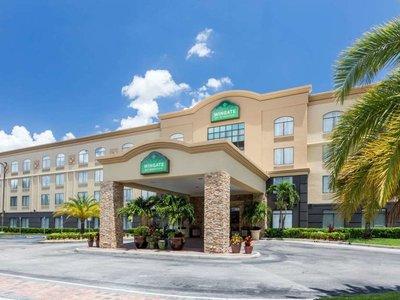 Wingate by Wyndham Convention Ctr. Closest Universal Orlando