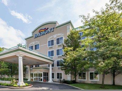 Baymont Inn & Suites Grand Rapids North