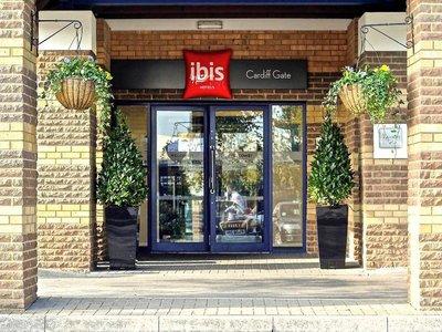 ibis Cardiff Gate - International Business Park Hotel