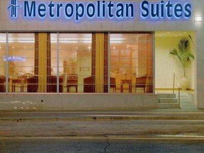 Metropolitan Hotel & Suites