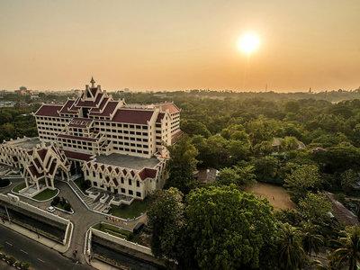 Rose Garden Hotel - Yangon
