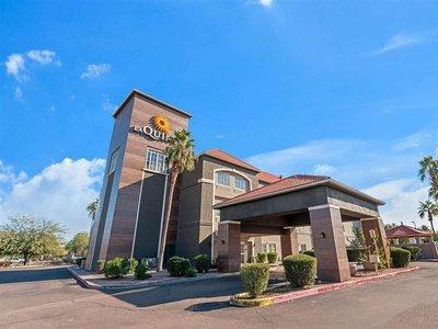 La Quinta Inn & Suites Phoenix I-10 West