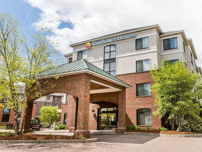 Comfort Inn & Suites - Burlington