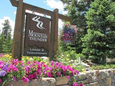 Mountain Thunder Lodge