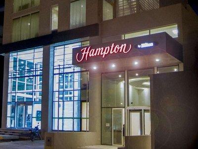 Hampton by Hilton Santa Cruz/Equipetrol