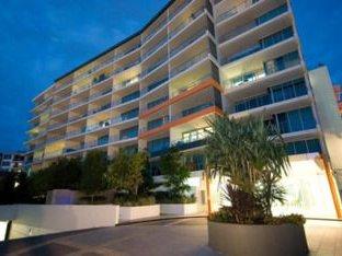 Silvershore Apartments On The Broadwater