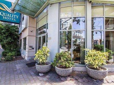 Quality Hotel Vancouver Airport South